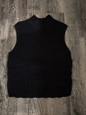 Abercrombie & Fitch Turtleneck Sleeveless Knit Sweater - Black - Size Large